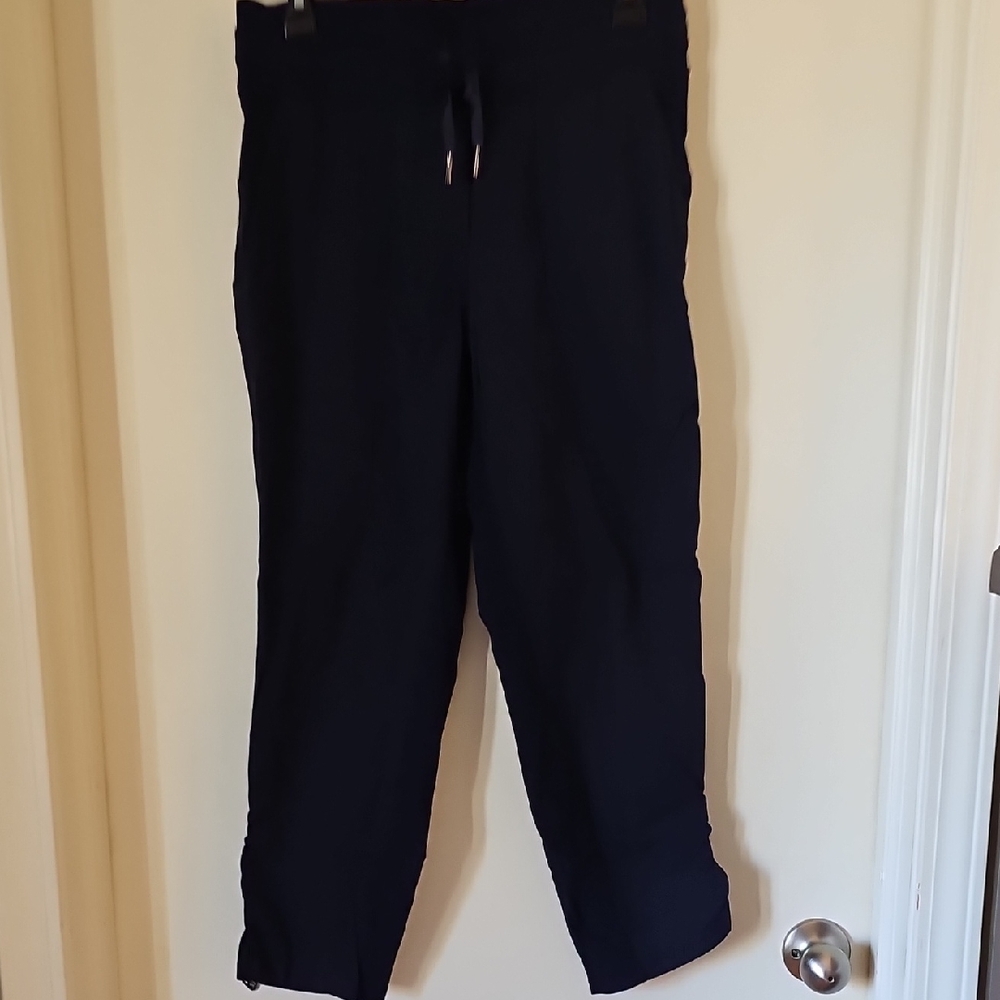 lululemon athletica Navy Dance Studio Cropped Pants